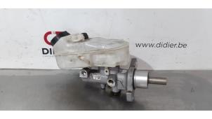 Używane Glówny cylinder hamulcowy Volkswagen Transporter T5 2.0 TDI DRF Cena € 66,55 Z VAT oferowane przez Autohandel Didier