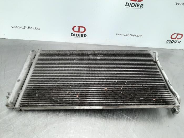 Klima Kondensor van een BMW 1 serie (E82) 120d 16V 2013