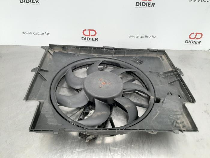 Używane Wentylator BMW 1 serie (E82) 120d 16V Cena € 60,50 Z VAT oferowane przez Autohandel Didier