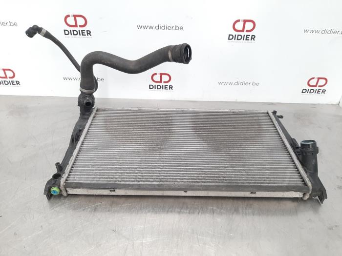 Używane Chlodnica BMW 1 serie (E82) 120d 16V Cena € 42,35 Z VAT oferowane przez Autohandel Didier