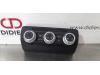 Audi A1 Sportback (8XA/8XF) 1.0 TFSI Ultra 12V Air conditioning control panel