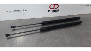 Used Set of gas struts for boot Volkswagen Golf VII (AUA) 1.4 TSI BlueMotion Technology 125 16V Price € 36,30 Inclusive VAT offered by Autohandel Didier