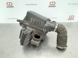 Used Air box Nissan Navara (D23) Price € 163,35 Inclusive VAT offered by Autohandel Didier