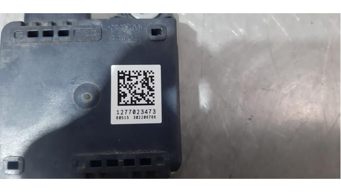 Sensor de presión de combustible de un Mazda 3 Sport (BP) 1.8 SkyActiv-D 116 16V 2019