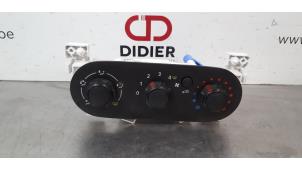 Used Air conditioning control panel Opel Vivaro 1.6 CDTI 95 Euro 6 Price € 66,55 Inclusive VAT offered by Autohandel Didier