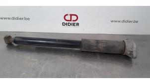 Used Rear shock absorber, right Mercedes C Estate (S205) C-180 BlueTEC, C-180 d 1.6 16V Price € 54,45 Inclusive VAT offered by Autohandel Didier