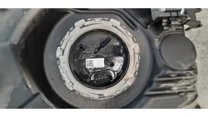 Usados Bomba eléctrica de combustible Skoda Octavia Combi (5EAC) 1.6 TDI 16V Precio € 163,35 IVA incluido ofrecido por Autohandel Didier