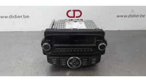 Used Radio Opel Corsa E 1.2 16V Price € 193,60 Inclusive VAT offered by Autohandel Didier