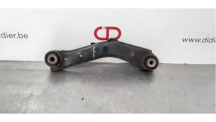 Rear wishbone, right Hyundai Santa Fe III 2.0 CRDi 16V 4x2 - 551002W150