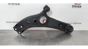 Used Front wishbone, right Hyundai Santa Fe III (DM) 2.0 CRDi 16V 4x2 Price € 90,75 Inclusive VAT offered by Autohandel Didier