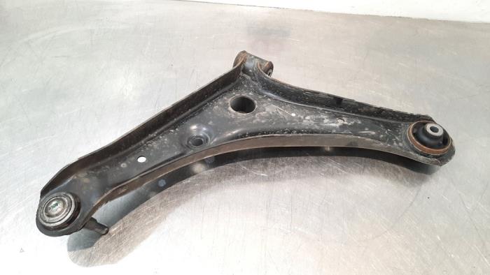 Front wishbone, right from a Mitsubishi Space Star (A0) 1.0 12V 2018