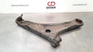 Used Front wishbone, right Mitsubishi Space Star (A0) 1.0 12V Price € 127,05 Inclusive VAT offered by Autohandel Didier