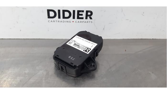 Used Computer height control Nissan X-Trail (T32) 2.0 dCi All Mode Price € 30,25 Inclusive VAT offered by Autohandel Didier