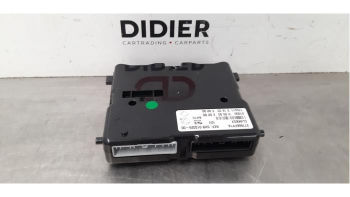 Używane Modul climatronic Nissan X-Trail (T32) 2.0 dCi All Mode Cena € 60,50 Z VAT oferowane przez Autohandel Didier