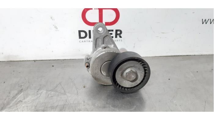 Usados Rodillo tensor correa múltiple Volkswagen Golf VII (AUA) 1.6 TDI BMT 16V Precio € 30,25 IVA incluido ofrecido por Autohandel Didier