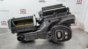 Usados Cuerpo de calefactor Audi A3 Sportback (8VA/8VF) 1.0 30 TFSI 12V Precio € 254,10 IVA incluido ofrecido por Autohandel Didier