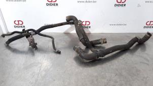 Usagé Tuyau radiateur Dacia Sandero II 1.5 dCi 90 Prix € 24,20 Prix TTC proposé par Autohandel Didier