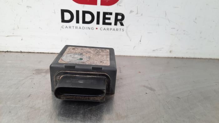 Usagé Module pompe carburant Volkswagen Touran (5T1) 2.0 TDI 150 Prix € 30,25 Prix TTC proposé par Autohandel Didier