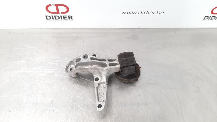 Used Engine mount Renault Scénic IV (RFAJ) 1.5 Energy dCi 95 Price € 30,25 Inclusive VAT offered by Autohandel Didier
