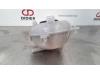 Expansion vessel from a Skoda Octavia Combi (5EAC) 2.0 TDI RS 16V 4x4 2018