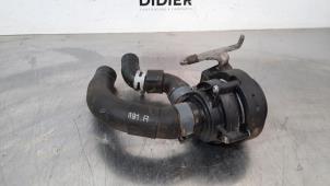 Usagé Pompe à eau supplémentaire Volkswagen Caddy Combi IV 2.0 TDI 122 4Motion Prix € 36,30 Prix TTC proposé par Autohandel Didier