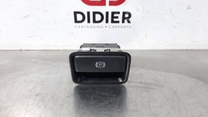 Used Parking brake switch Mercedes CLA Shooting Brake (117.9) 1.6 CLA-180 16V Price € 18,15 Inclusive VAT offered by Autohandel Didier