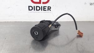 Used Ignition switch contact block Peugeot 208 I (CA/CC/CK/CL) 1.2 Vti 12V PureTech 82 Price € 42,35 Inclusive VAT offered by Autohandel Didier