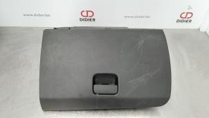 Used Glovebox Hyundai iX20 (JC) 1.6 CRDi 16V VGT Price € 66,55 Inclusive VAT offered by Autohandel Didier