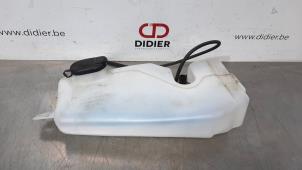 Used Front windscreen washer reservoir Dacia Duster (HS) 1.5 dCi 4x4 Price € 24,20 Inclusive VAT offered by Autohandel Didier