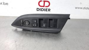 Used Multi-functional window switch Honda Jazz (GK) 1.3 -i-VTEC 16V Price € 36,30 Inclusive VAT offered by Autohandel Didier