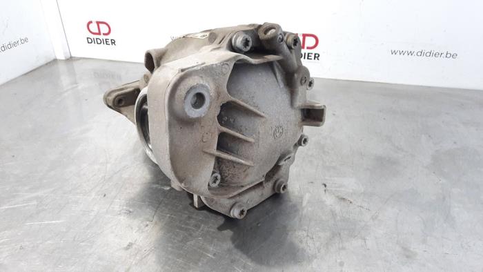 Rear differential from a BMW X3 (G01) sDrive 18d 2.0 TwinPower Turbo 16V 2018