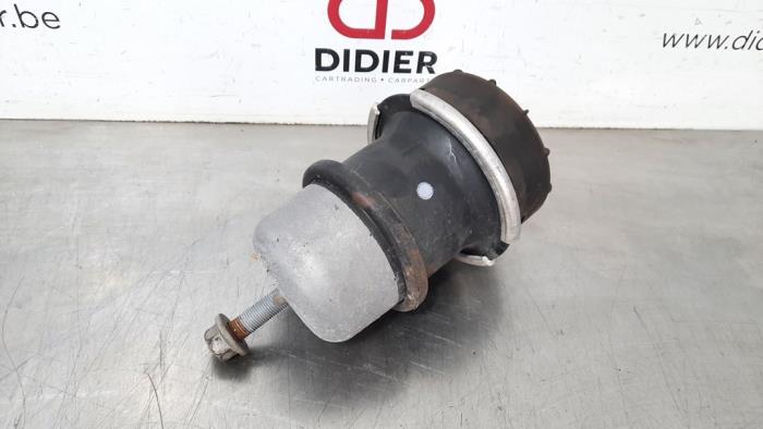 Used Engine mount Lexus RC 300h 2.5 V6 24V Price € 54,45 Inclusive VAT offered by Autohandel Didier