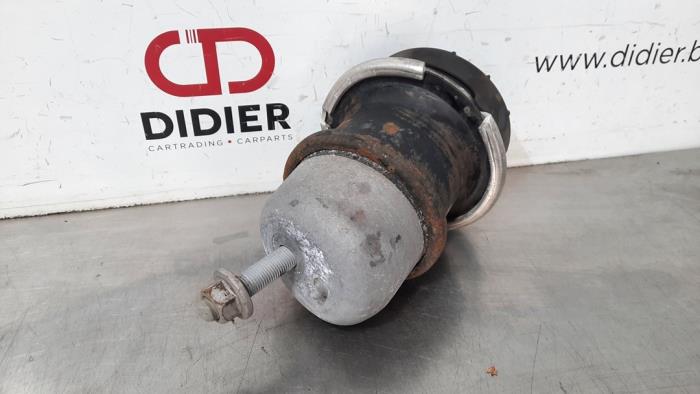 Used Engine mount Lexus RC 300h 2.5 V6 24V Price € 54,45 Inclusive VAT offered by Autohandel Didier