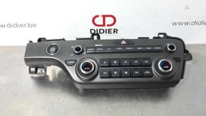 Used Air conditioning control panel Kia Sportage (QL) 1.6 CRDi 16V 136 Price € 254,10 Inclusive VAT offered by Autohandel Didier