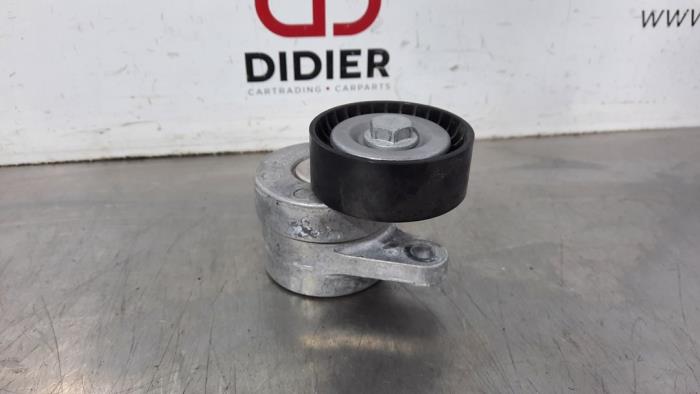 Usados Rodillo tensor correa múltiple Volkswagen Tiguan (AD1) 2.0 TDI 16V BlueMotion Technology SCR Precio € 18,15 IVA incluido ofrecido por Autohandel Didier