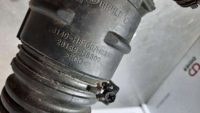 Ansaugschlauch Luft van een Kia Rio IV (YB) 1.0i T-GDi 100 12V 2019
