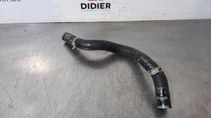 Used Radiator hose Kia Rio IV (YB) 1.0i T-GDi 100 12V Price € 24,20 Inclusive VAT offered by Autohandel Didier
