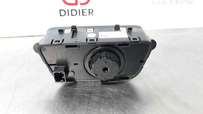 Przelacznik reflektora LHV z Audi Q7 (4MB/4MG) 3.0 TDI V6 24V e-tron plug-in hybrid 2017