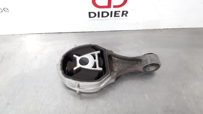 Used Engine mount Fiat 500X (334) 1.0 FireFly Turbo 120 12V Price € 30,25 Inclusive VAT offered by Autohandel Didier