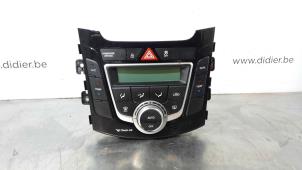 Used Air conditioning control panel Hyundai i30 (GDHB5) 1.6 CRDi Blue Drive 16V VGT Price € 193,60 Inclusive VAT offered by Autohandel Didier
