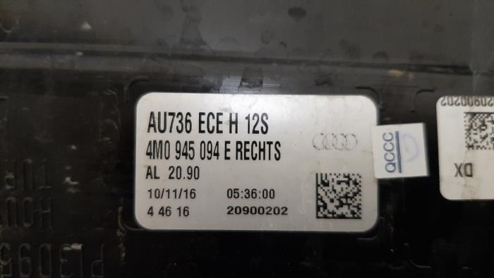 Luz trasera derecha de un Audi Q7 (4MB/4MG) 3.0 TDI V6 24V e-tron plug-in hybrid 2017