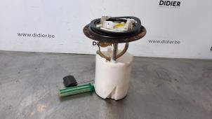 Usados Bomba eléctrica de combustible Hyundai i30 (GDHB5) 1.6 CRDi Blue Drive 16V VGT Precio € 90,75 IVA incluido ofrecido por Autohandel Didier