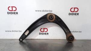 Used Front wishbone, left Peugeot 5008 I (0A/0E) 1.6 HDiF 16V Price € 36,30 Inclusive VAT offered by Autohandel Didier