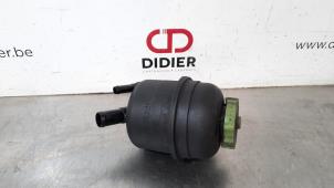 Usagé Réservoir de liquide de frein Volkswagen Crafter 2.0 TDI 16V Prix € 24,20 Prix TTC proposé par Autohandel Didier
