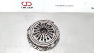 Used Clutch kit (complete) Renault Clio IV (5R) 1.2 16V Price € 90,75 Inclusive VAT offered by Autohandel Didier