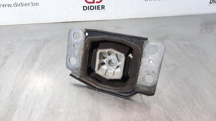 Motorlager van een Ford S-Max (WPC) 2.0 TDCi 150 16V 2015