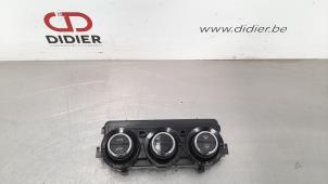 Usagé Panneau de commande clim Opel Adam 1.4 16V Prix € 193,60 Prix TTC proposé par Autohandel Didier