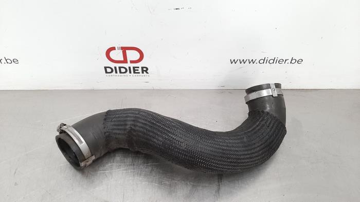 Gebrauchte Intercooler Schlauch Citroen DS 5 2.0 BlueHDI 150 16V Preis € 24,20 Mit Mehrwertsteuer angeboten von Autohandel Didier
