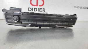 Used Radio control panel BMW X1 (F48) sDrive 18d 2.0 16V Price € 66,55 Inclusive VAT offered by Autohandel Didier