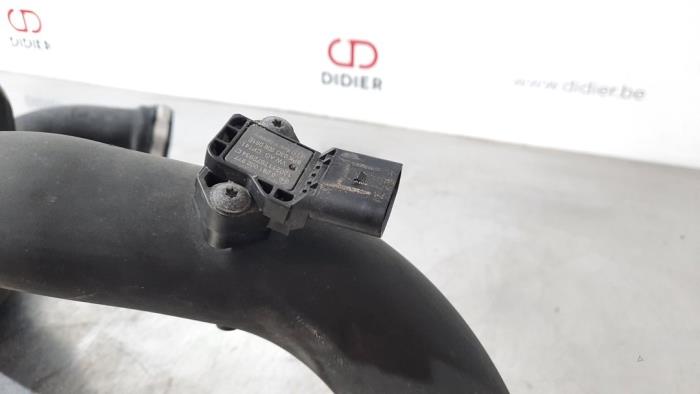 Intercooler tube from a Audi A5 Sportback (8TA) 2.0 TDI 16V 2015